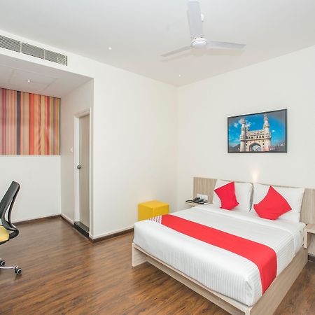 Airport Hotel Hsp New Delhi Exterior photo