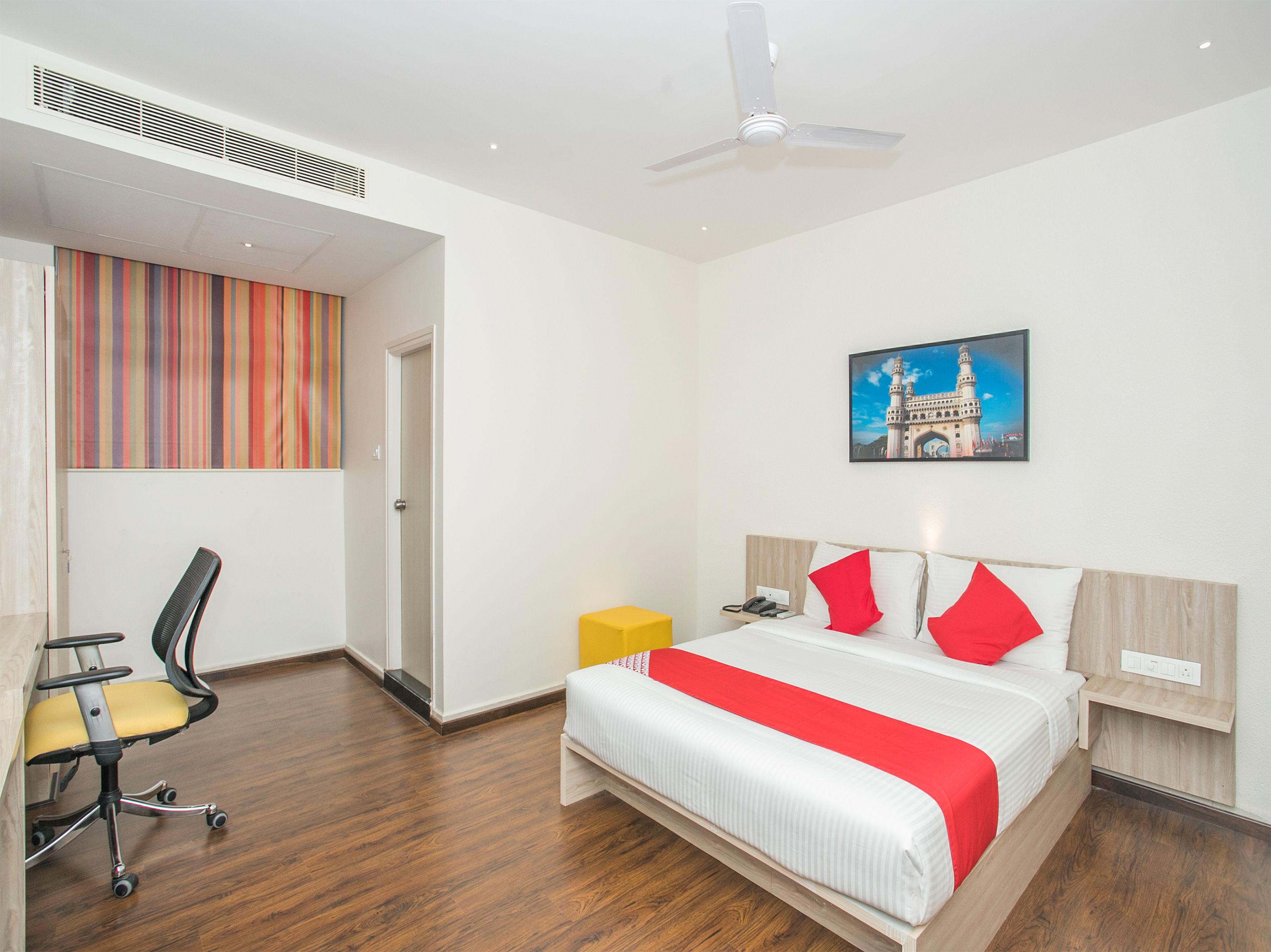 Airport Hotel Hsp New Delhi Exterior photo