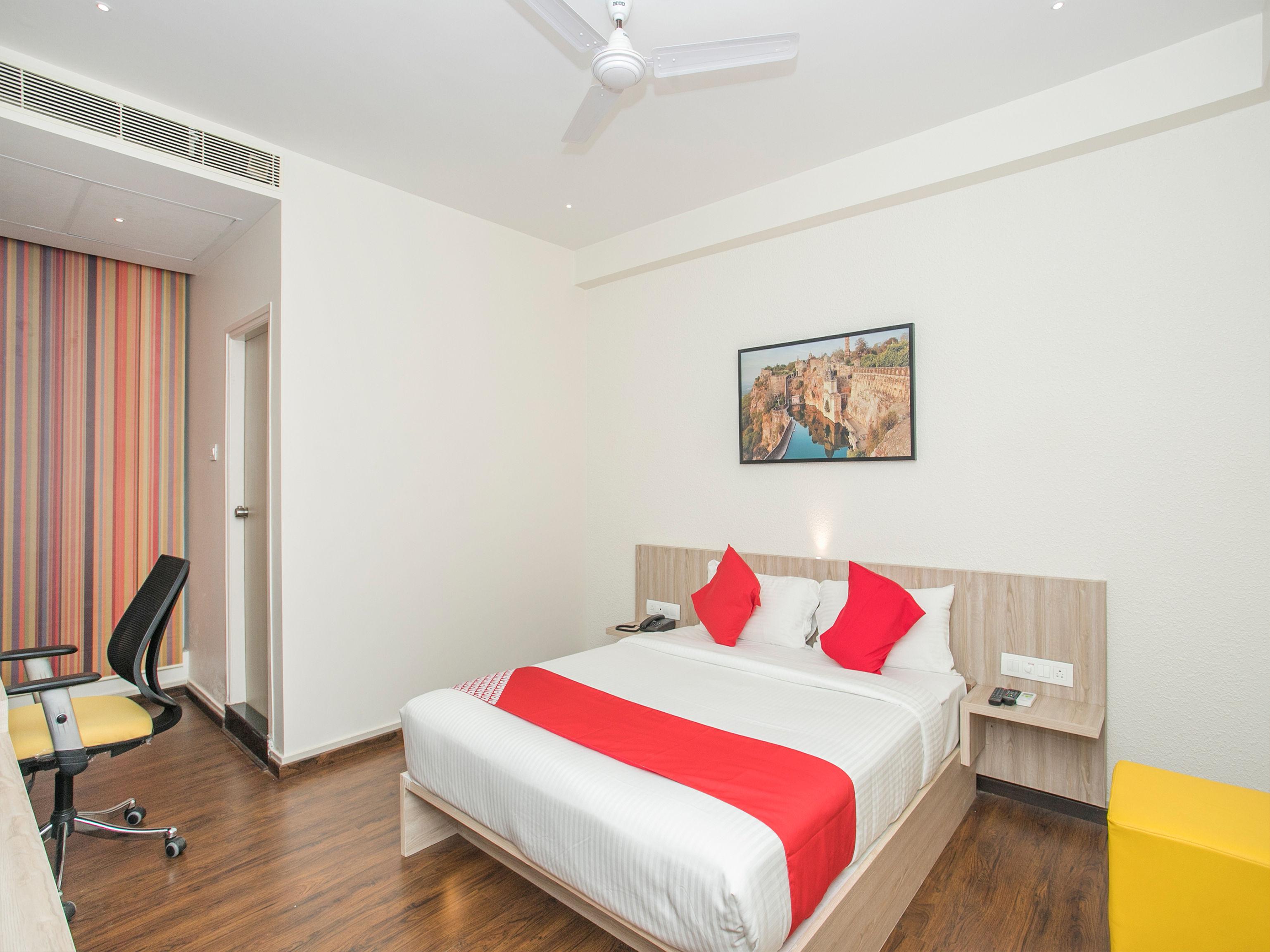 Airport Hotel Hsp New Delhi Exterior photo