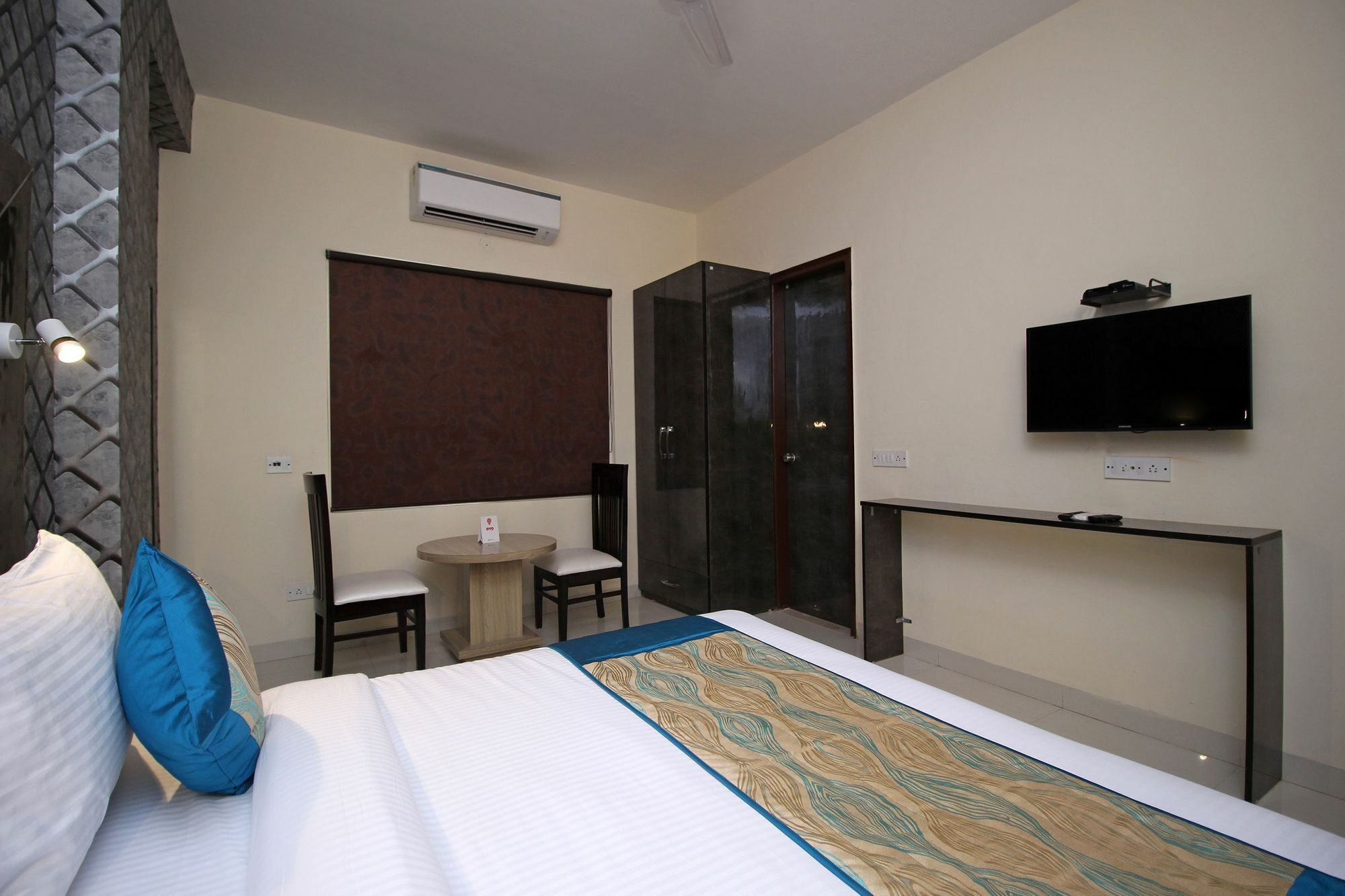 Airport Hotel Hsp New Delhi Exterior photo