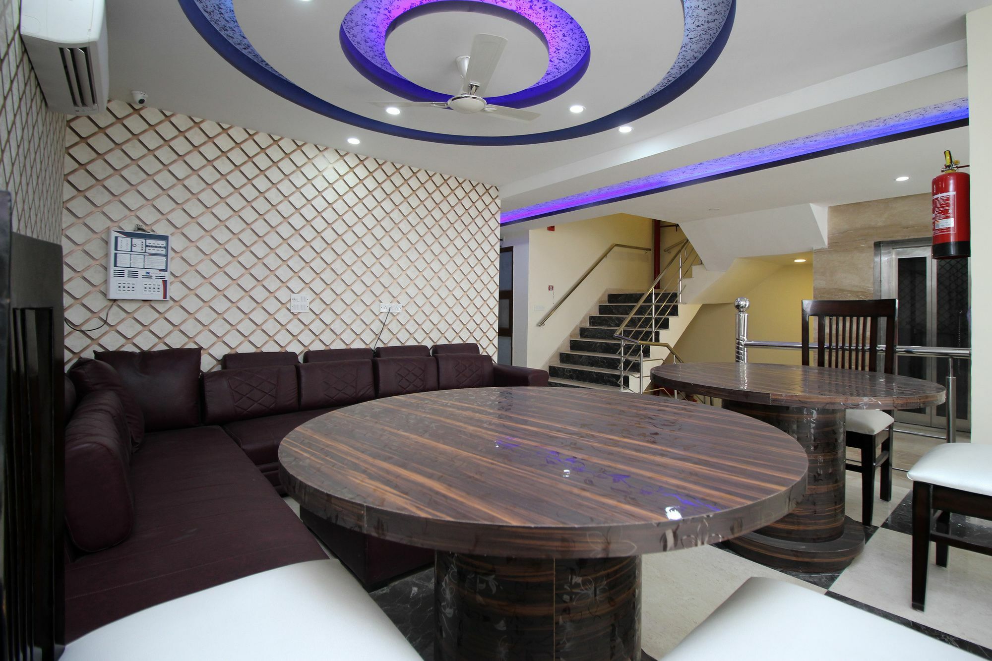 Airport Hotel Hsp New Delhi Exterior photo
